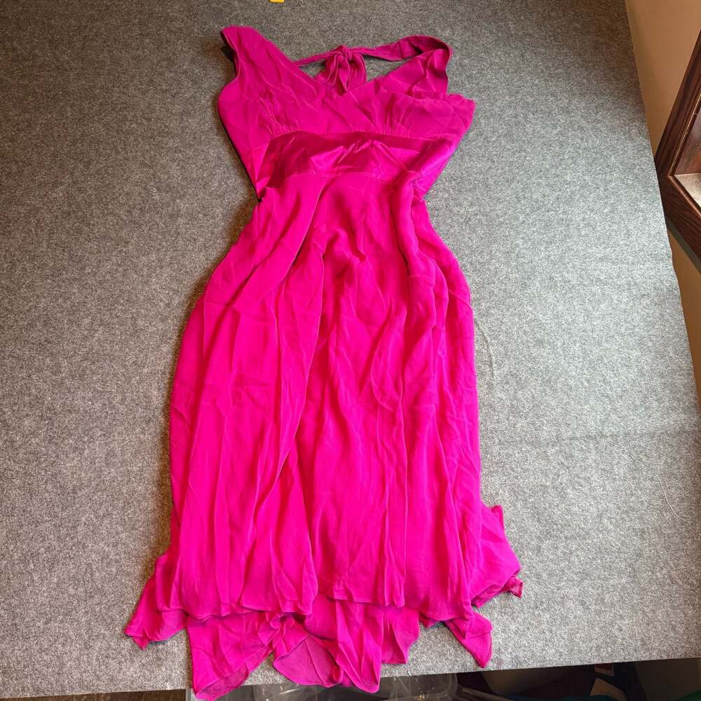 Donna Ricco Fuchsia Sleeveless V-Neck Evening Dress Size 10